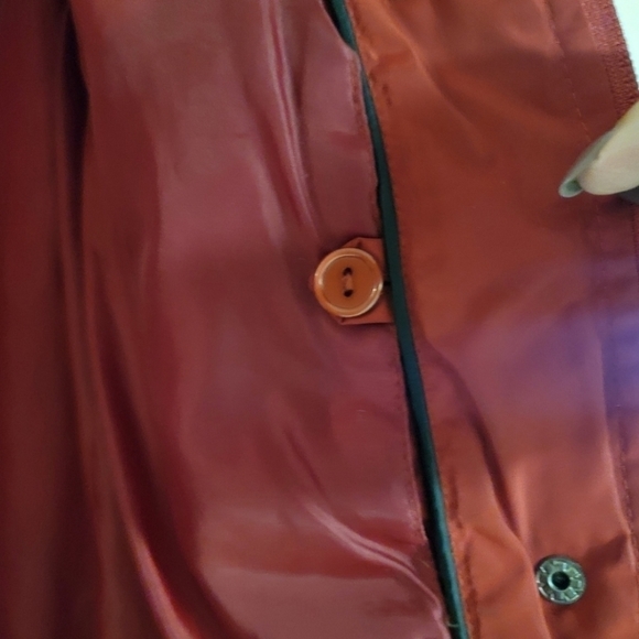 LONDON Fog Women's Diamond Quilted Down Winter Coat Size Medium in Re - Picture 5 of 9